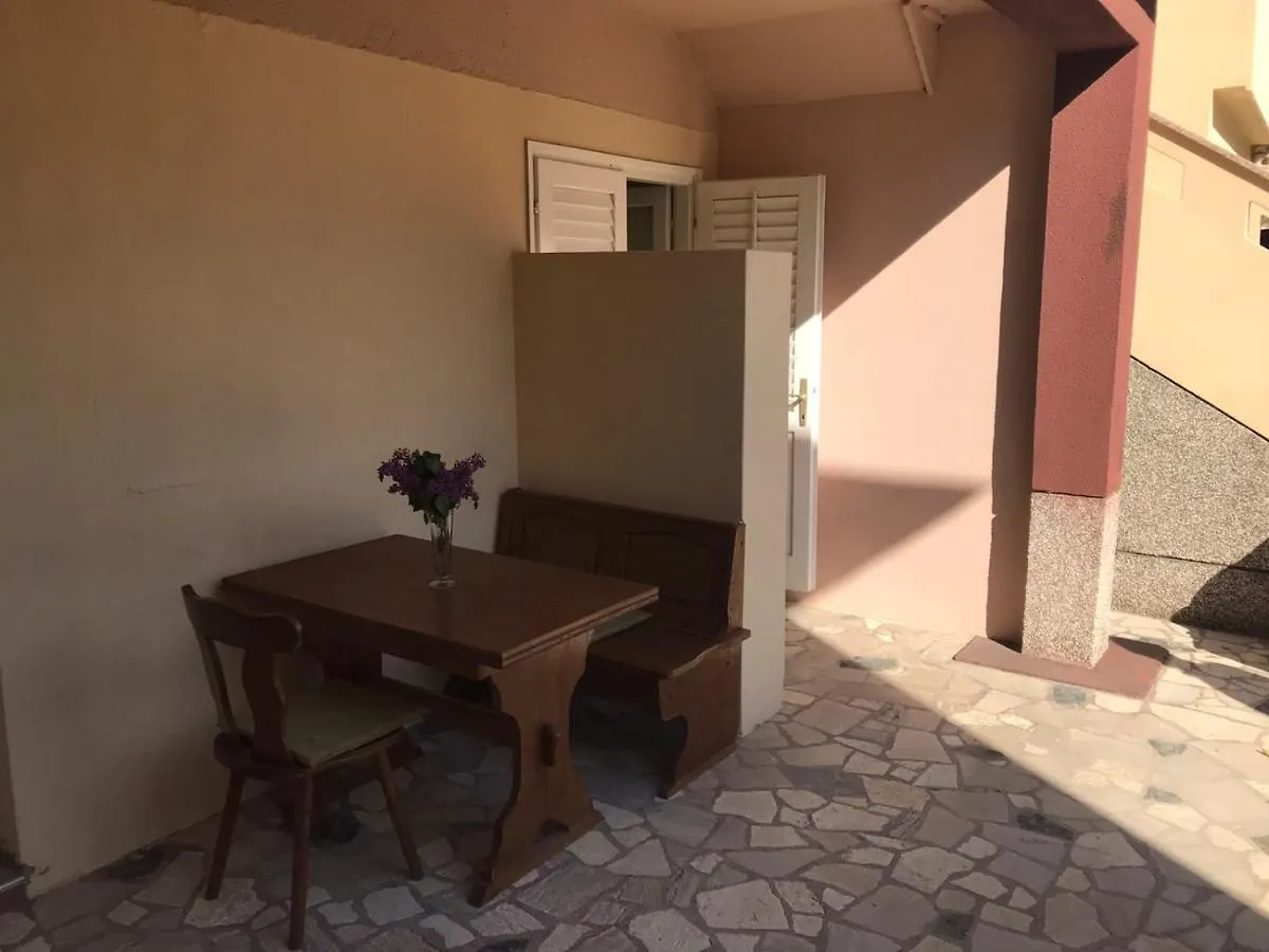 Summer Rooms Baska 2 Baska (Krk)