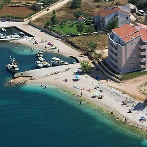 Plaza Apartman Trogir